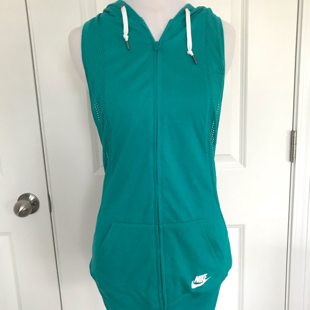 Long Nike Vest